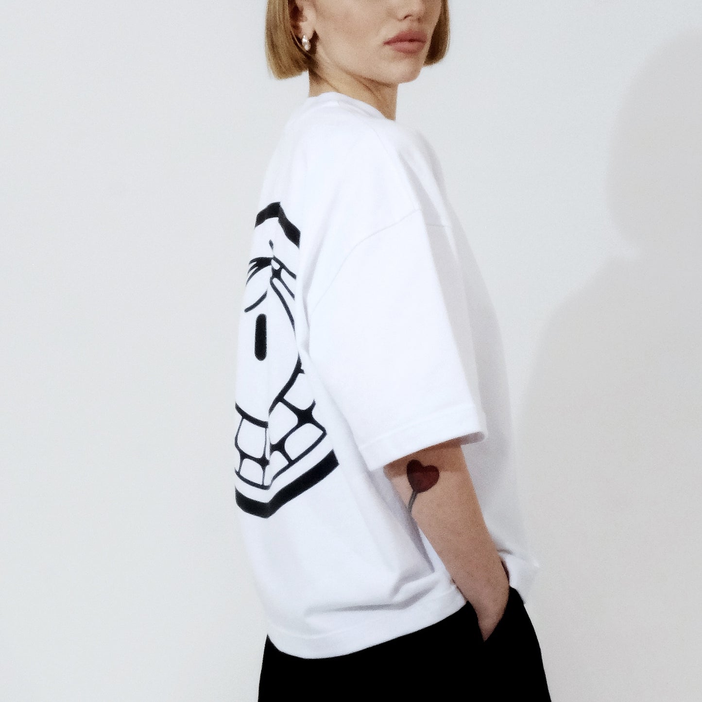 SMILE Tee