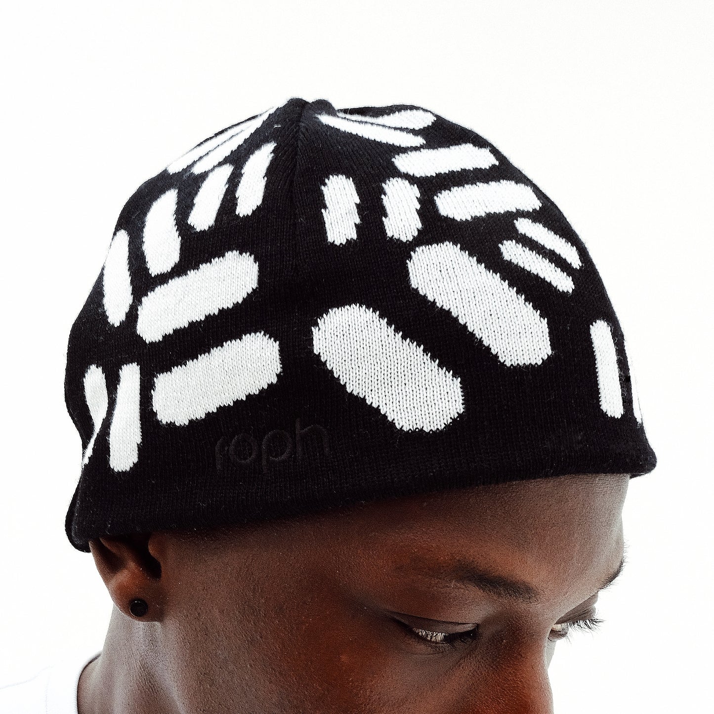 CONNECTED Reversible Beanie